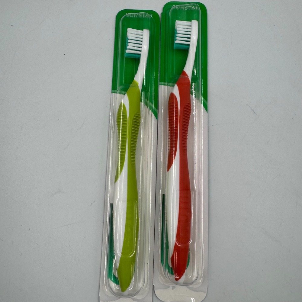 Sunstar GUM Toothbrush Unisex OS Red Green Tech Classic 491 Compact Soft 2pk NEW